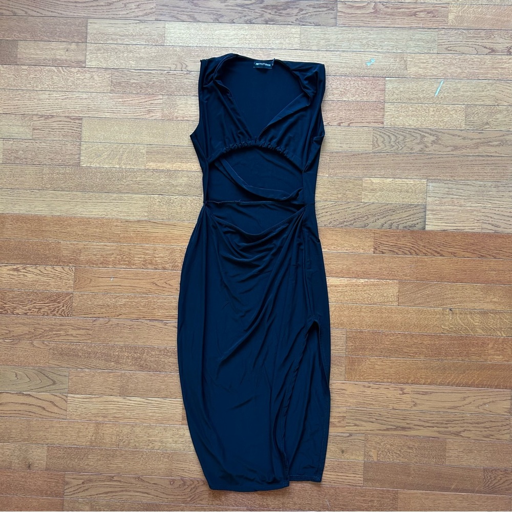Pretty Little Thing Midi Cut Out Bodycon Dress Black